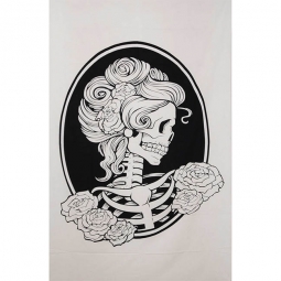 Black & White Skull & Roses Tapestry